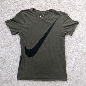 Nike Shirt Athletic Cut The Nike Tee Swoosh Logo Men's Small Green